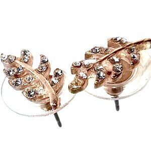 💞💗 Vintage Gold Plated Faux Crystal Leaf Earrings